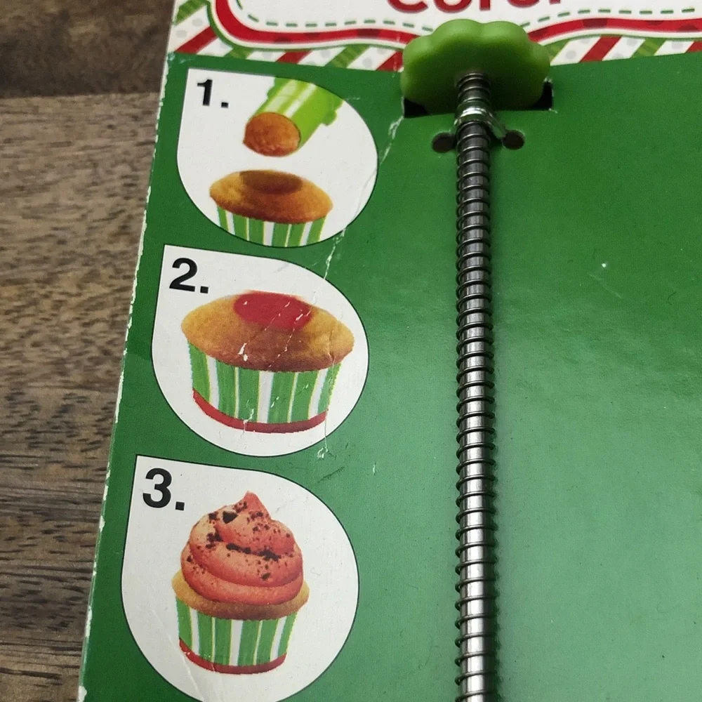 Green Cupcake Corer